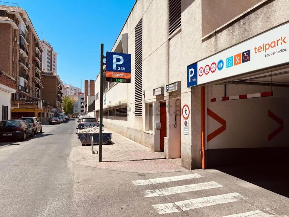 Wonderful Apt With Terrace - 15M Walk Giralda Sevilla Buitenkant foto